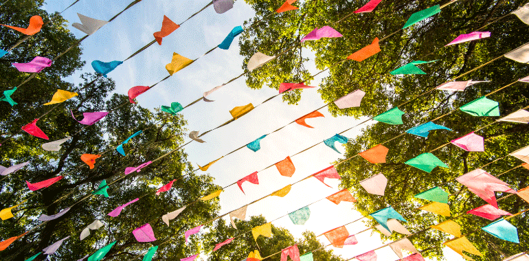 Como usar a tenda piramidal na sua festa junina